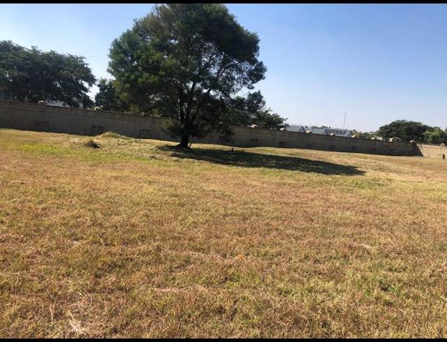 LAND FOR SALE IN SILVERWOODS COUNTRY ESTATE